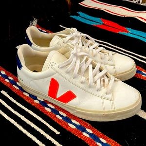 Veja Leather Sneaker